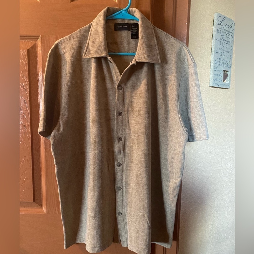 Claiborne - EUC - Mens Large Dress Shirt